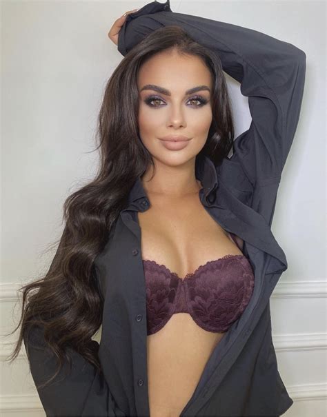 Lingerie 2 Scrolller