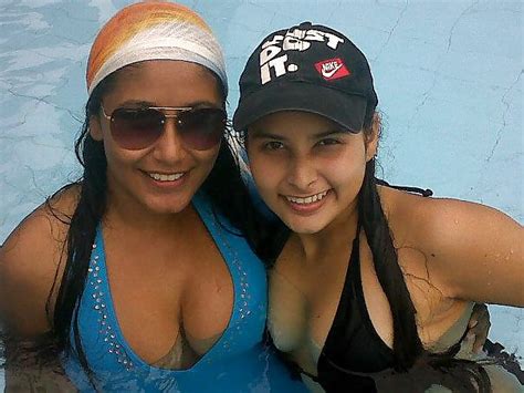 Megamix Amigas De Carolina Colombianas Non Nude Porn Pictures XXX Photos Sex Images