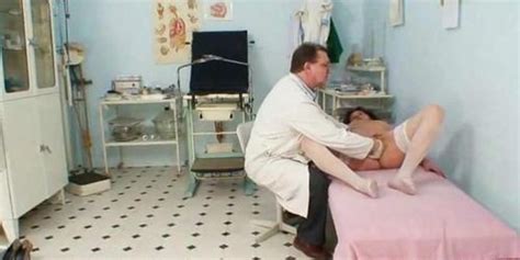 Hairy Pussy Grandma Visits Pervy Woman Doctor Tnaflix