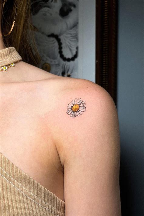 Fabulous Daisy Tattoo Ideas And Designs Artofit