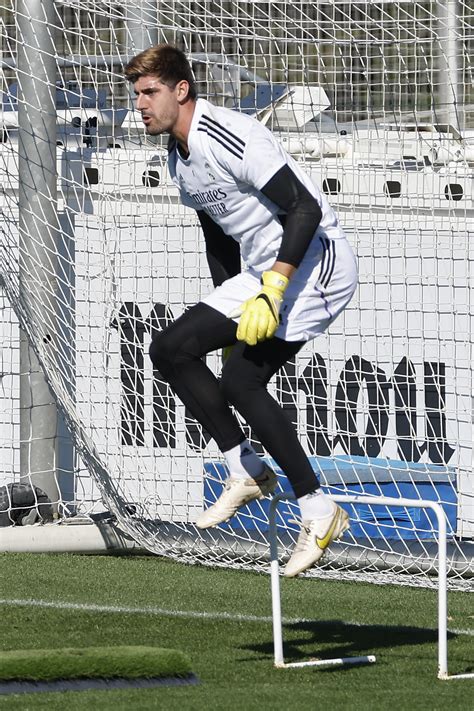 Courtois Se Pierde El Cl Sico