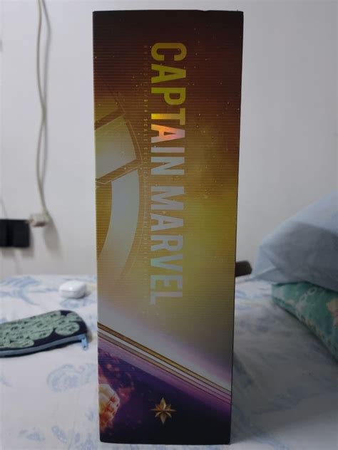 Captain Marvel Deluxe Hot Toys Hobbies Toys Toys Games On Carousell