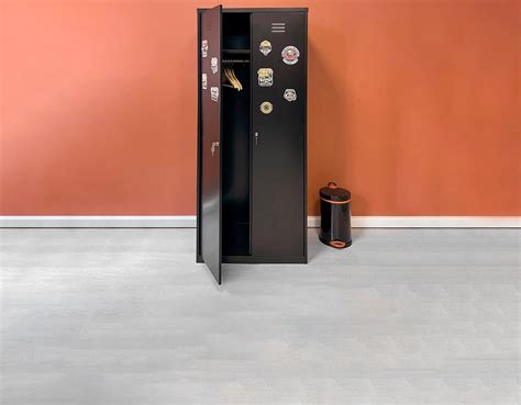 Шкафы для хранения инструментов купить с доставкой