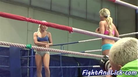 Lesbo Liking Pussy Porn Videos LetMeJerk