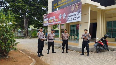 Sukseskan Pemilu Polres Metro Polda Lampung Amankan Kantor Kpu