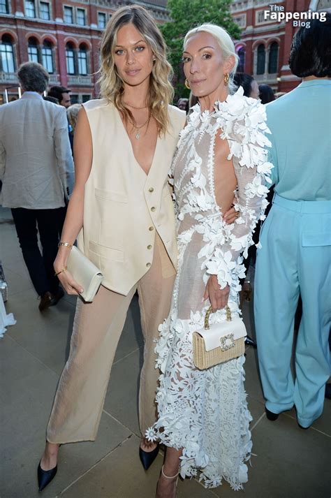 Olivia Buckingham Flashes Her Nude Tits At The V A Summer Party 2024 12 Photos TheFappening