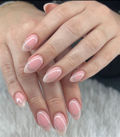 35 Short Nude Almond Nails Inspos For Your Next Manicure Fashion And Finger Tips