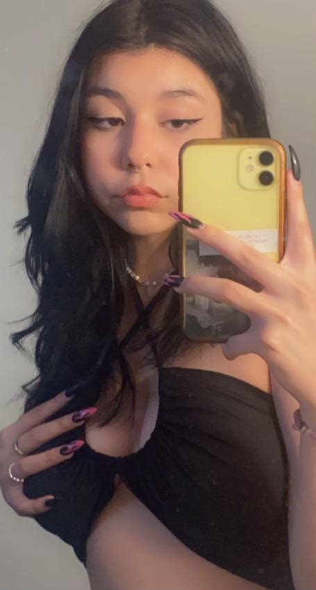 Titty Fuck Me In This Shirt Scrolller