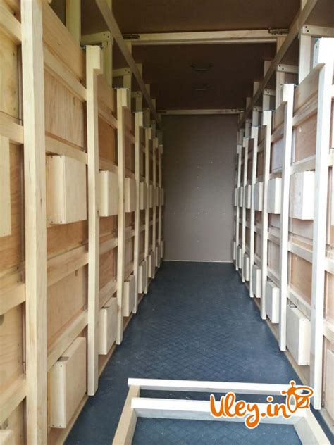 Павильоны для пчел с двухосным прицепом