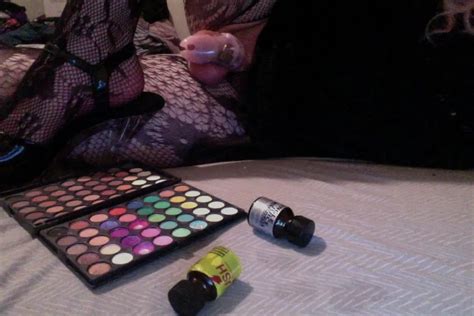 Horny Slut W Makeup Pics Xhamster