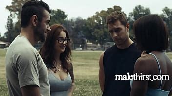 Gay Husbands Cheat While Wives Aren T Around XNXX