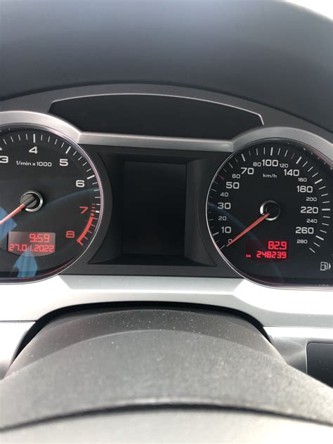Замена передних нижних Рычагов — Audi A6 (C6), 2 л, 2009 года | визит ...