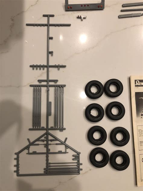 Revell Auto Transporter Trailer Parts Kit Trading Post Model Cars