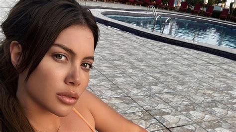 Wanda Nara Ense Una Bikini Infernal Y Recibi Miles De Corazones Mdz Online