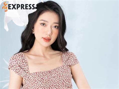 Hot girl Nguyễn Thục Anh là ai Người đẹp Thái Bình cổ vũ tuyển Tunisia