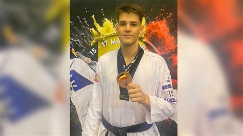 Andreu P Rez Campos Bronze A Lopen De B Lgica De Taekwondo Esports Ebre