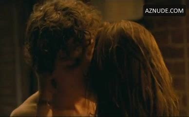 Kristen Stewart Katy O Brian Lesbian Breasts Scene In Love Lies Bleeding Aznude