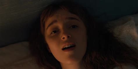 Nude Video Celebs Phoebe Dynevor Sexy Bridgerton S E