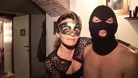 Schmutziger Amateur Gangbang Mit Perverser Milf Mit Gro En Nat Rlichen M Psen Und Behaarter