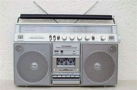 Лучшие кассетные магнитолы Telefunken 1980-х годов. Когда бумбоксы были ...