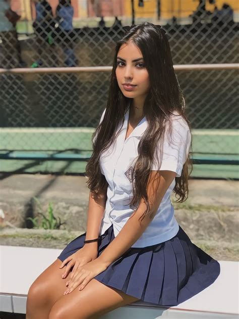 Brazilian School Girl Babe Lindas Meninas Garotas Magras Garotas