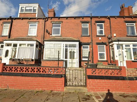 2 Bed Terraced House For Sale In Cross Flatts Crescent Leeds West