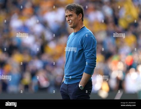 El Entrenador De Wolverhampton Wanderers Julen Lopetegui Durante El