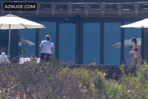 Courteney Cox And Jennifer Aniston Display Sexy Bikini Body In Cabo San Lucas While Celebrating