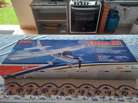 Arrived late but still happy! + beginner fail moment : r/RCPlanes