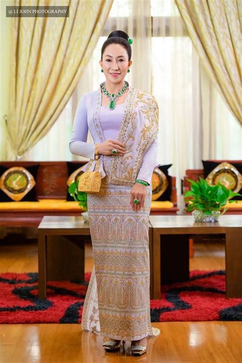 「myanmar dress」おしゃれまとめの人気アイデア｜Pinterest｜เรย์