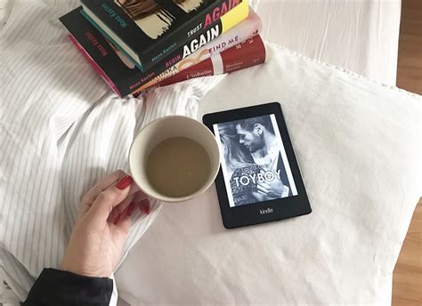 TOYBOY LAURA GAY Recensione Valentina Abbr Books Beauty