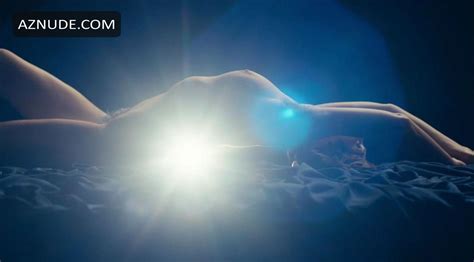 LES FLEURS NUDE SCENES AZNude