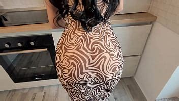 Madrastra pervertida quiere semen dentro del coño XVIDEOS