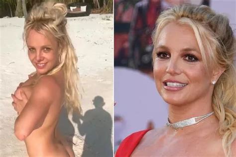 Britney Spears Poses Completely Naked After Swipe At Sister Jamie Lynn On I M A Celeb The Mirror
