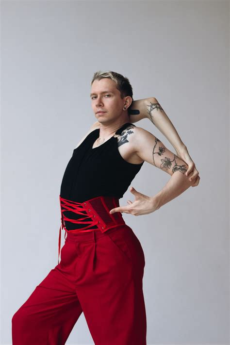 Обучение High Heels для взрослых в Санкт-Петербурге в студии танцев ...