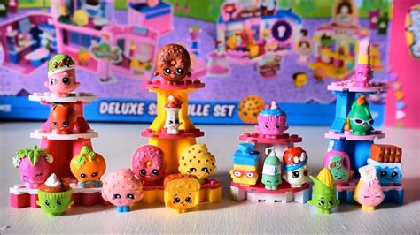 Shopkins Kinstructions Deluxe Set Part 1 Building The Shopville Town