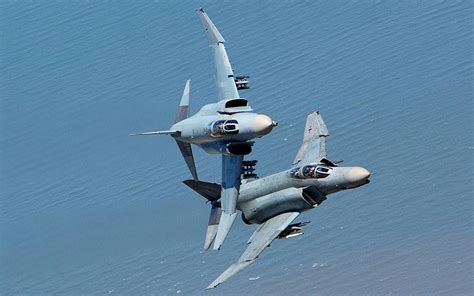 HD Fighter Jet Bomber Phantom Airplane Plane Military High Resolution Pictures Wallpaper ...