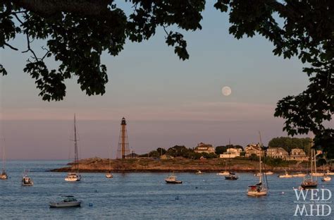 Watching The Moon Rise From Fort Sewall Marblehead Ma Moon Rise