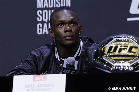 Ufc Champ Israel Adesanya Wont Rule Out Return To Light Heavyweight