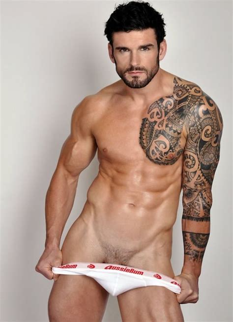 Hot Famous Men Nude Cumception