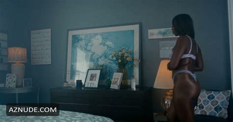 ELIZABETH FOXX Nude AZNude
