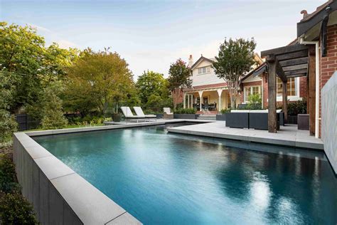 SURREY HILLS 2 - Laguna Pools