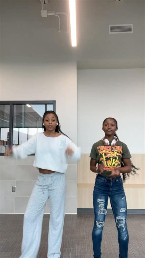 Pin By Xlove Fajaz On Quick Saves Cute Gay Couples New Dance Video Cute Relationship Photos