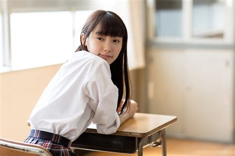 Vẻ đẹp trong trẻo của hot girl xứ hoa anh đào