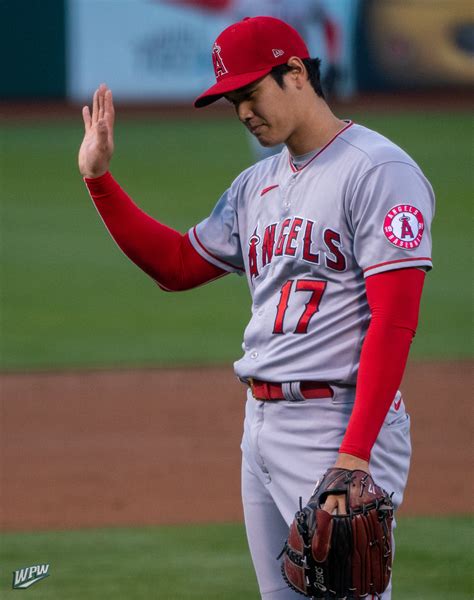 What Pros Wear The Greatest Sho On Earth Ohtani Takes The Hill What