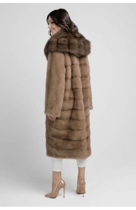 Купить норковую шубу от производителя Fur Monde