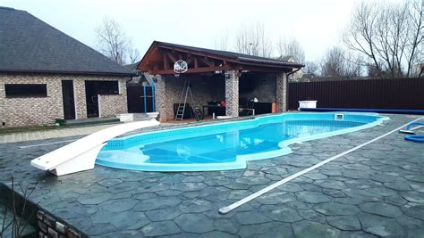 Трамплин для бассейна — что о нем нужно знать? | Empire-Pools