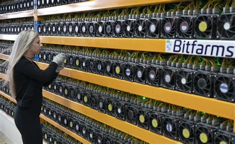 Bitcoin Mining Farm