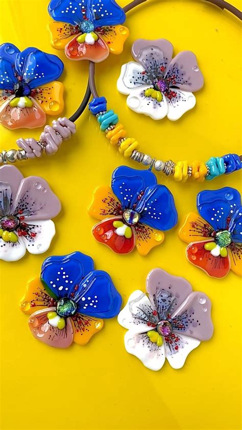 Pin on украшения (бижутерия из стекла) фьюзинг