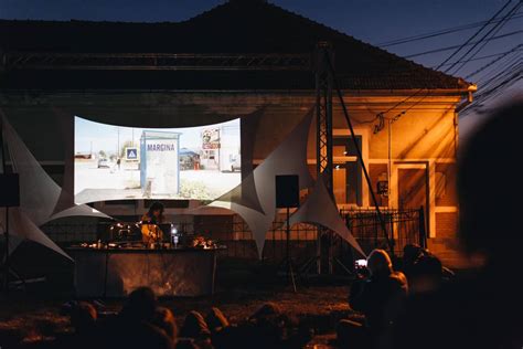 Cămine în Mișcare 2019 Fanfare Ciocârlia și Asphalt Theatre la granița